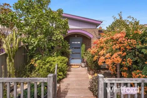 207b Autumn St, Geelong West, VIC 3218