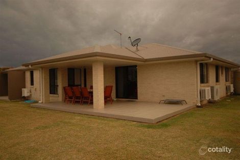 Property photo of 2 Seashell Court Lammermoor QLD 4703