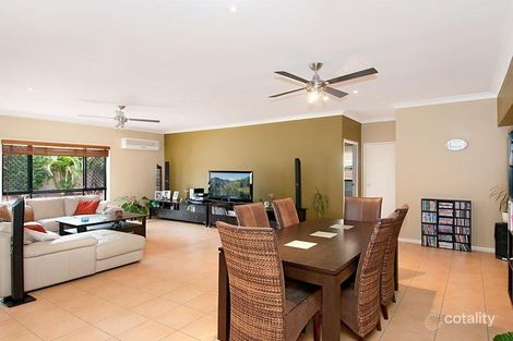 Property photo of 8 Dallow Crescent Helensvale QLD 4212