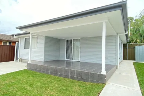 33a Carinda Dr, South Penrith, NSW 2750