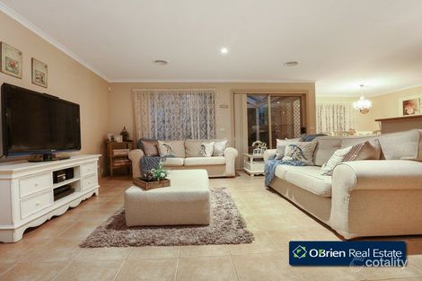 Property photo of 85 Fieldstone Boulevard Beaconsfield VIC 3807