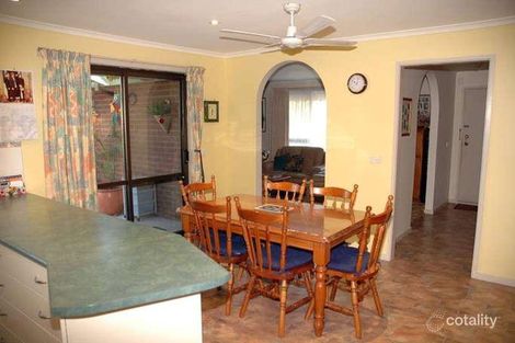 Property photo of 8 Donnelly Court Cranbourne VIC 3977