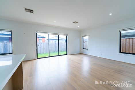 Property photo of 24 Melaleuca Boulevard Beveridge VIC 3753