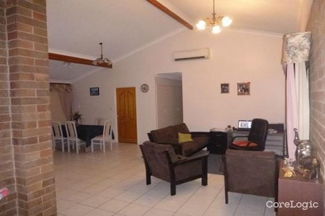 Property photo of 3/5 Cevn Street Childers QLD 4660