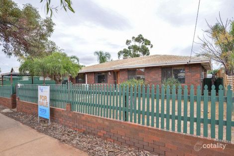 27 York St, Boulder, WA 6432