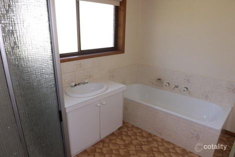 Property photo of 15 Allens Road Coomoora VIC 3461
