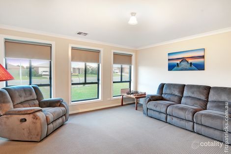 Property photo of 6 Melaleuca Drive Forest Hill NSW 2651