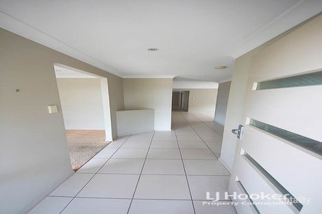 Property photo of 31 Skipton Circuit Kallangur QLD 4503