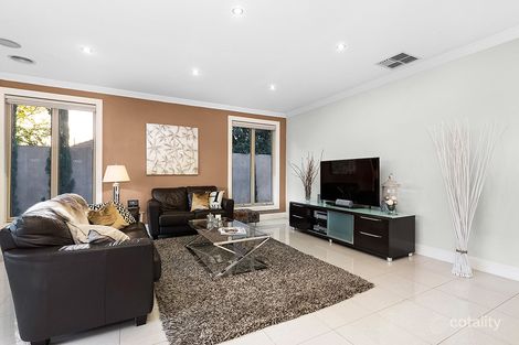 Property photo of 17 Marsden Avenue Pascoe Vale South VIC 3044