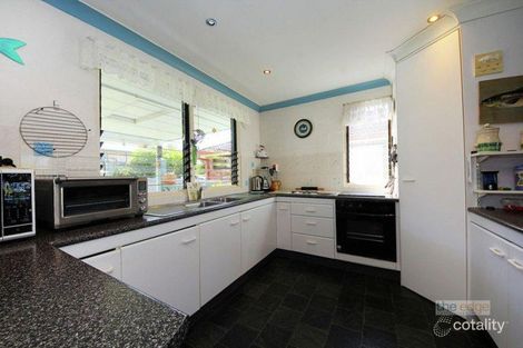 Property photo of 28 Sandys Beach Drive Sandy Beach NSW 2456