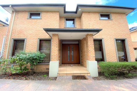 2/30 Woodlands Ave, Kew East, VIC 3102
