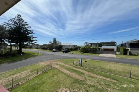 Property photo of 17 Malibu Drive Bawley Point NSW 2539