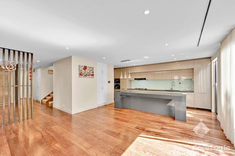 Property photo of 30 Cypress Way Kew VIC 3101