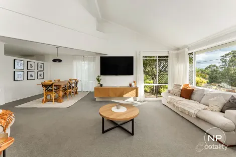 Property photo of 25 Drapers Road Eatons Hill QLD 4037