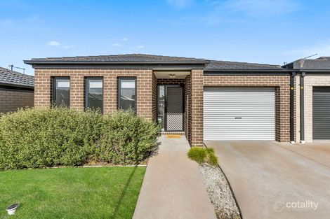 39 Renlik Cct, Cranbourne North, VIC 3977