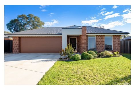 8 Holly Tree Ct, Jindera, NSW 2642