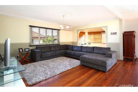 Property photo of 18 Norland Street Wynnum QLD 4178