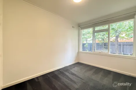 Property photo of 2/27 Range Street Camberwell VIC 3124