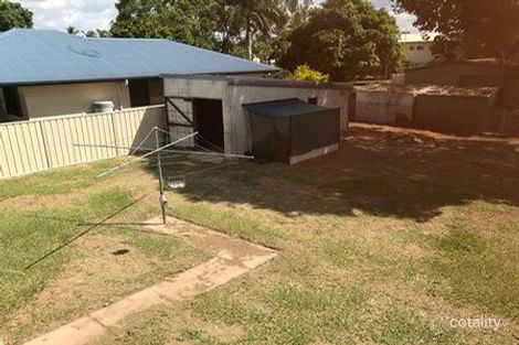 Property photo of 3 Charolais Place Emerald QLD 4720