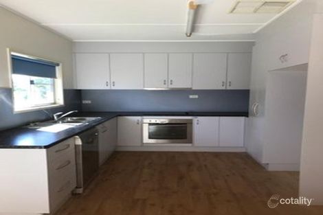 Property photo of 3 Charolais Place Emerald QLD 4720