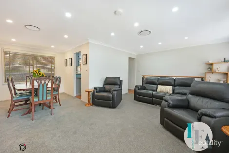 Property photo of 6 Hibiscus Place Unanderra NSW 2526