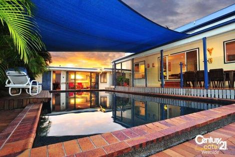Property photo of 25 Moorfields Street Fig Tree Pocket QLD 4069