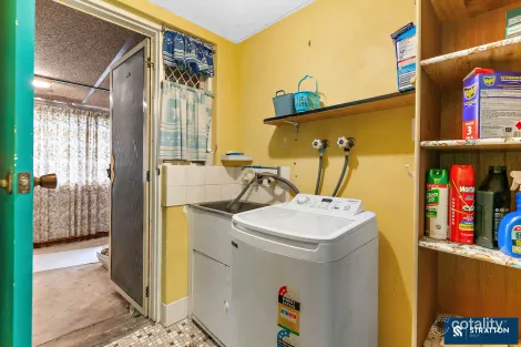 Property photo of 11B Gladstone Road Armadale WA 6112