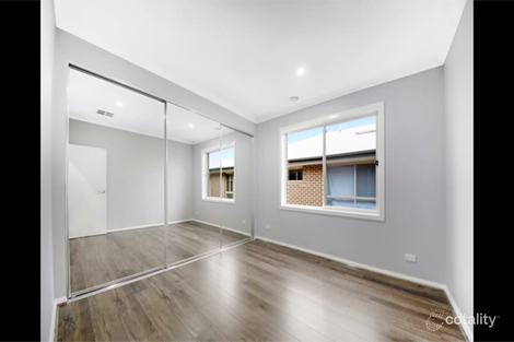 Property photo of 8 Yarradale Drive Mickleham VIC 3064