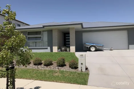42 Rockmaster St, Chisholm, NSW 2322