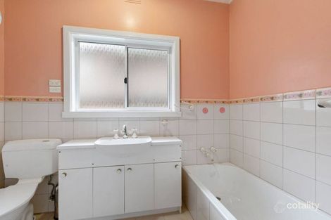 Property photo of 8 Lauriston Court Ringwood VIC 3134