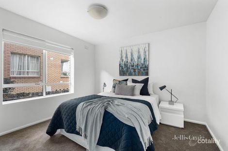 Property photo of 1/20 Rossfield Avenue Kew VIC 3101