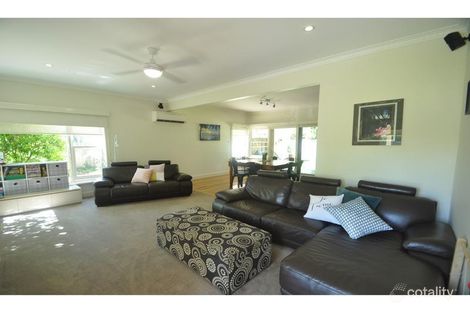 Property photo of 13 Gloucester Crescent Shepparton VIC 3630