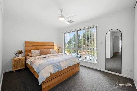 Property photo of 33 Kuranye Circuit Largs North SA 5016