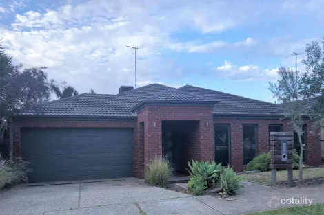 8 Thwaites Cl, Highton, VIC 3216