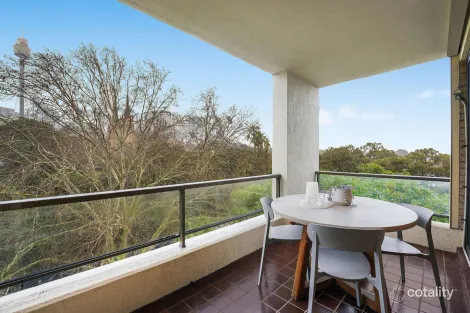 Property photo of 513/1 Boomerang Place Woolloomooloo NSW 2011