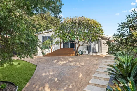 9 Larama Ave, Dapto, NSW 2530