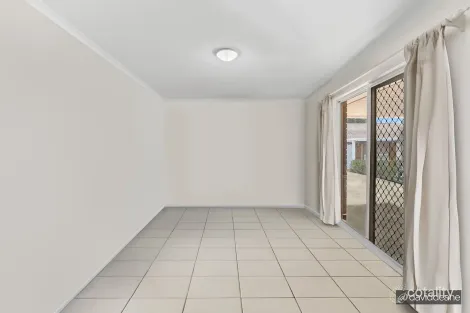 Property photo of 15 Perry Court Brendale QLD 4500