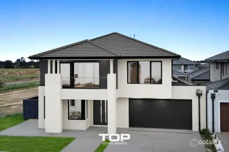 Property photo of 32 Cavern Boulevard Clyde North VIC 3978