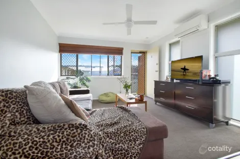 1/7 Sweet St, Warners Bay, NSW 2282