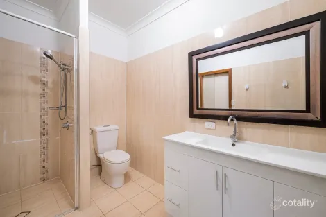 Property photo of 17 Parkview Place Bridgeman Downs QLD 4035