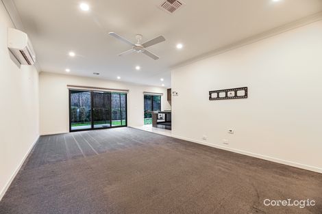 Property photo of 14 Amadeo Way Chirnside Park VIC 3116