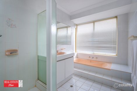 Property photo of 22 Rangeview Drive Bellevue WA 6056