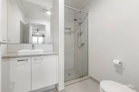 Property photo of 4 Plenty Walk Mount Duneed VIC 3217