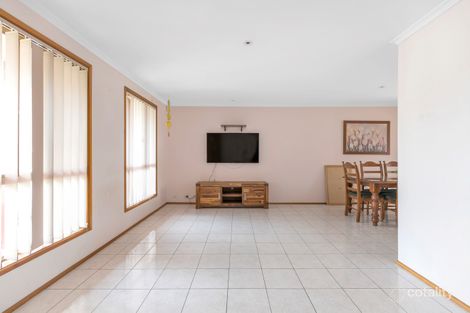 Property photo of 4 Tregenza Court Parafield Gardens SA 5107