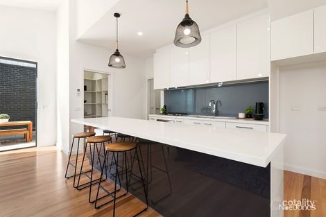 Property photo of 2/436 Middleborough Road Blackburn VIC 3130