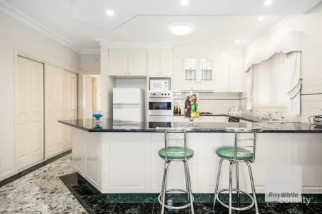 Property photo of 31 Hume Drive Delahey VIC 3037