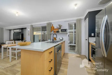 Property photo of 3 Pyrite Way Dalyellup WA 6230