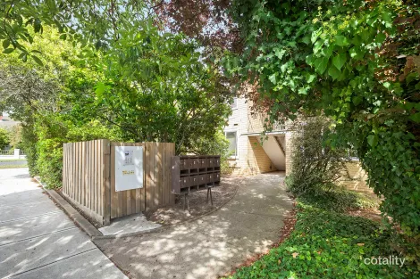 Property photo of 4/37 Weeroona Road Murrumbeena VIC 3163