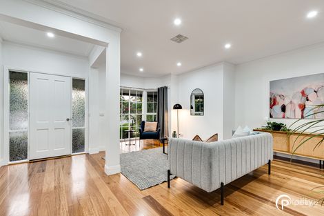 Property photo of 12 Emerson Court Berwick VIC 3806