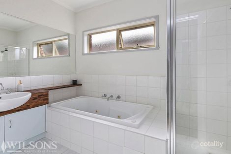 Property photo of 9/143 Barrabool Road Highton VIC 3216